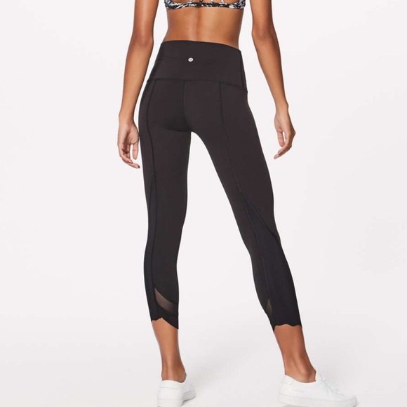 lululemon athletica Pants - SOLD!!! Lululemon Wunder Under Crop
